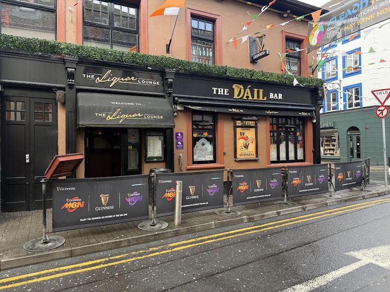 The Dáil Bar