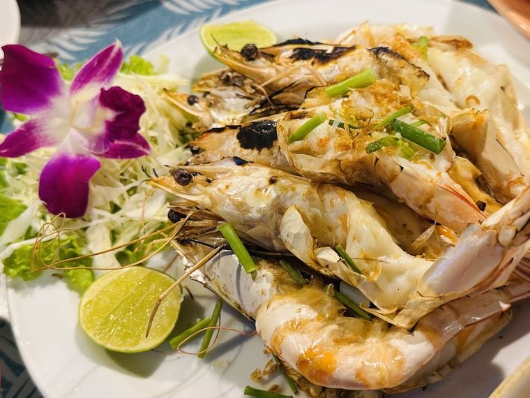 Family Thai Food & Seafood