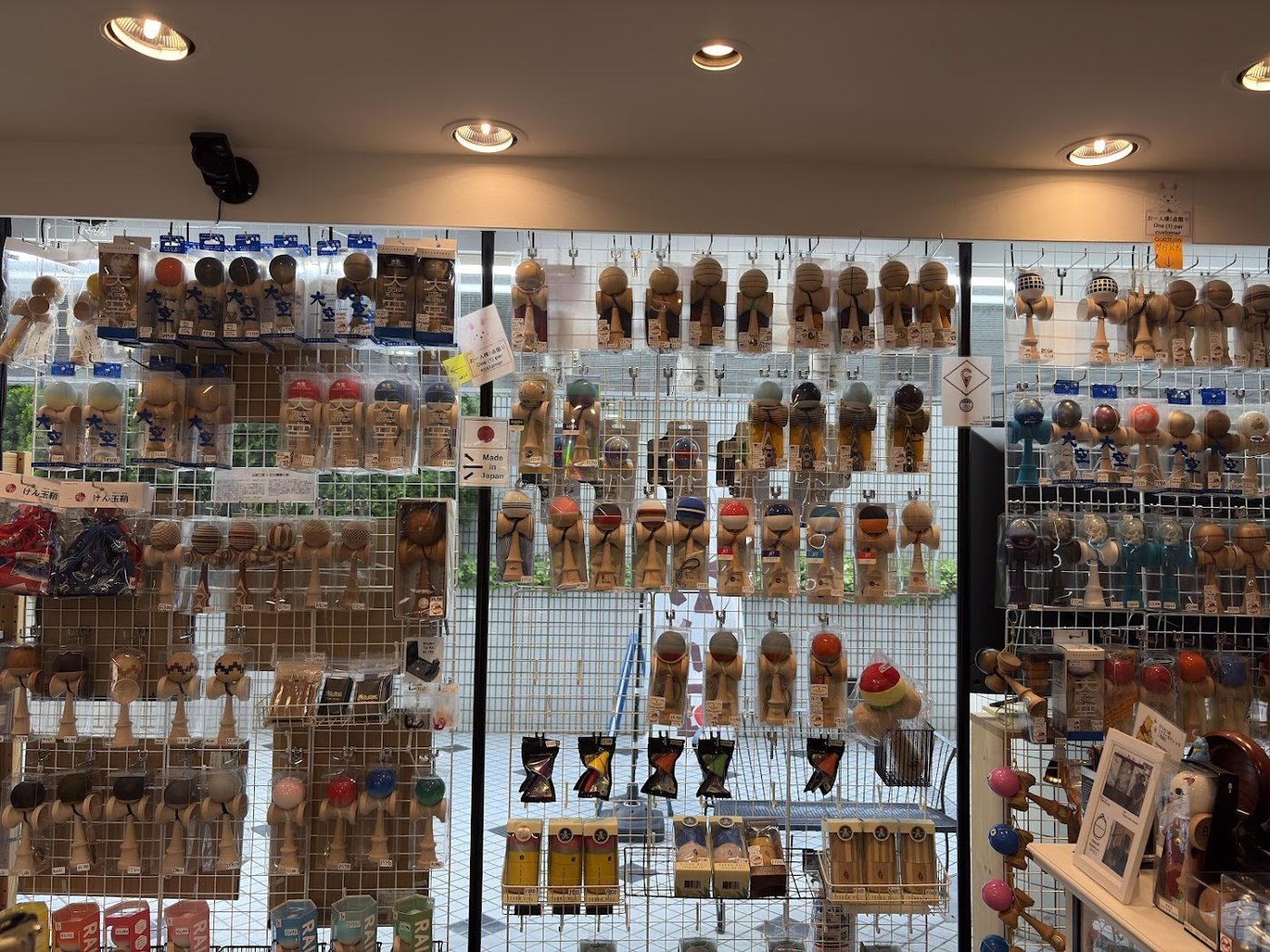 MESH tokyo