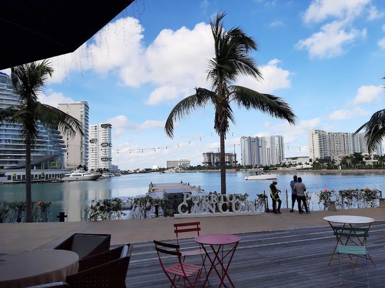 Marina Puerto Cancún