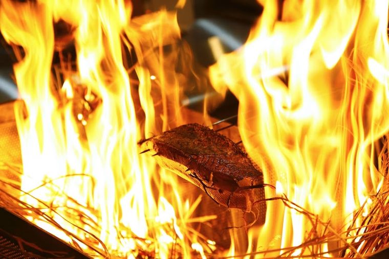 Myojinmaru Takamatsu (Straw-Grilled Bonito Restaurant)