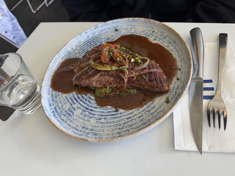 Edgewater Dining and Lounge