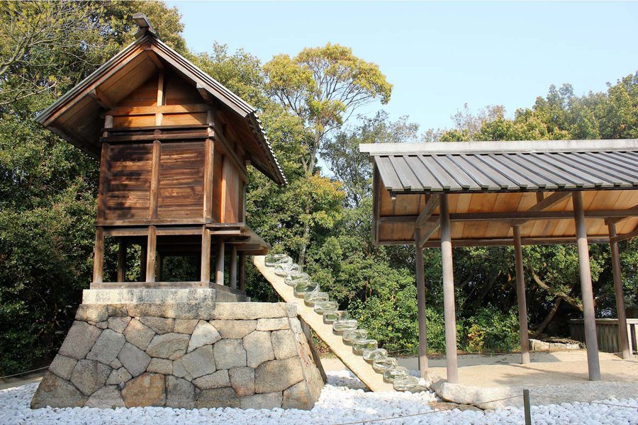 Go'o Shrine (Sugimoto)