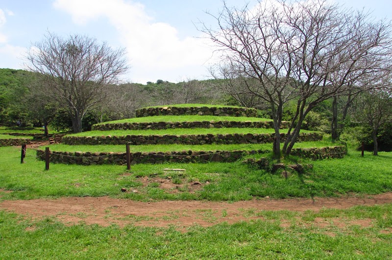 Guachimontones