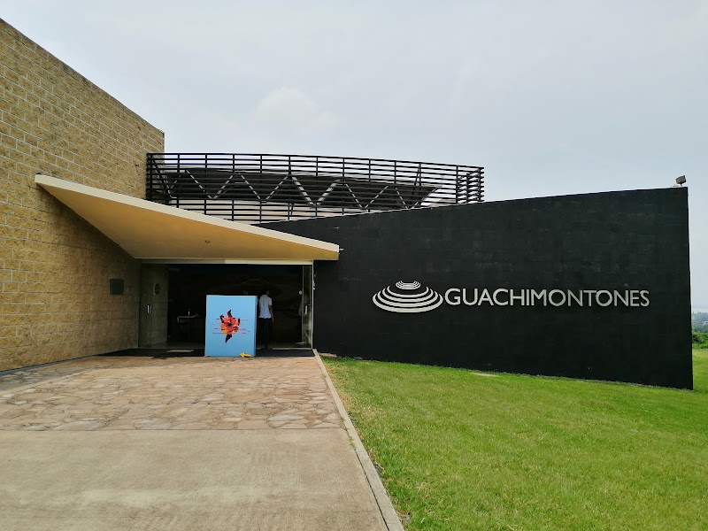 Guachimontones
