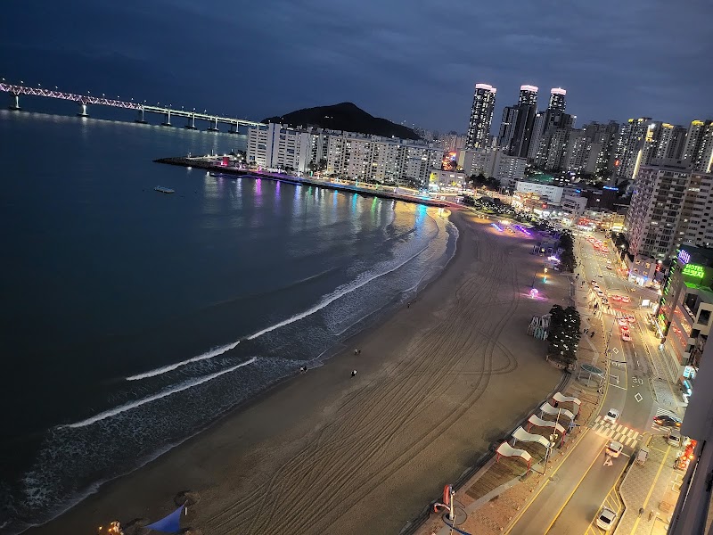 Gwangalli Beach