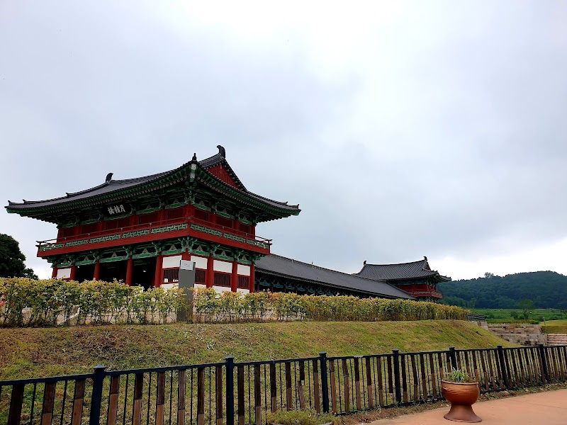Gyeongju (Ancient Capital)