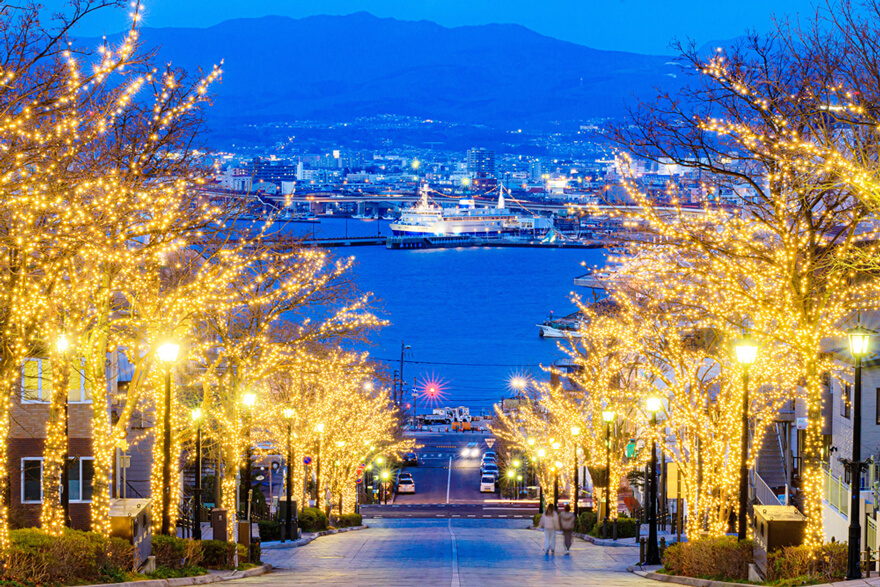 Hachiman-zaka Slope