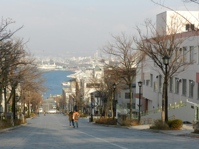 Hachiman-zaka Slope