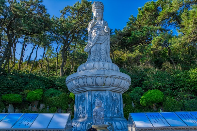 Haedong Yonggungsa Temple