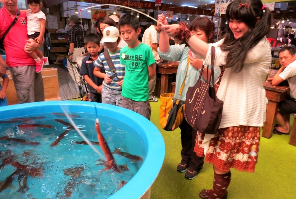 Hakodate Asaichi Squid Ikizukuri