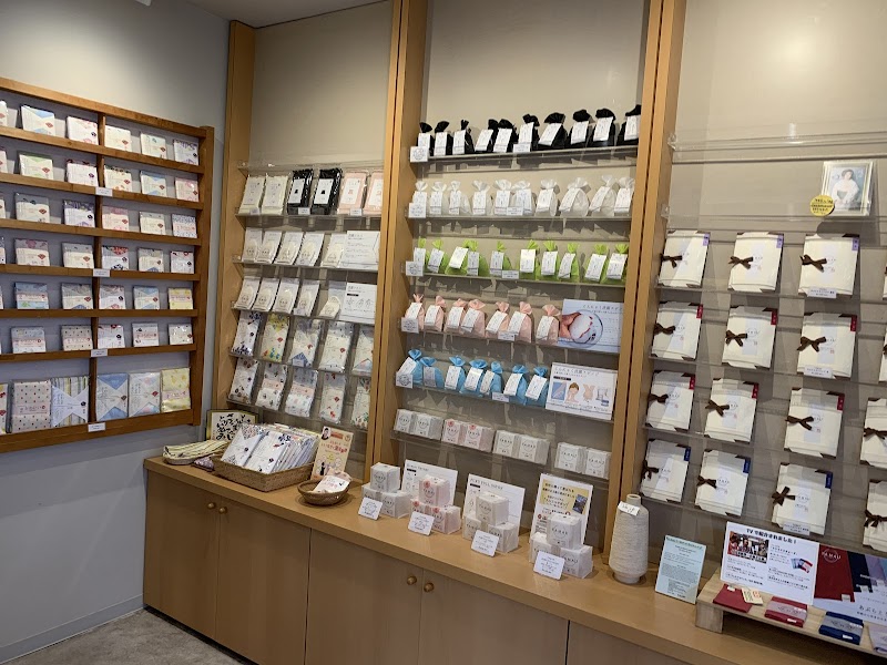 Hakone Yumoto Shopping Street