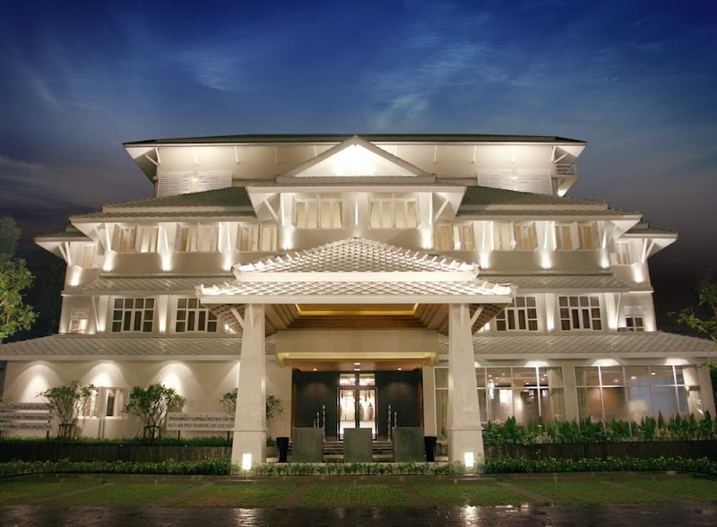Health Land Spa