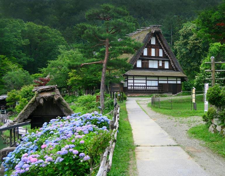 Hida Folk Village (Hida no Sato)