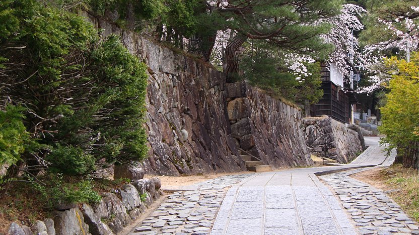 Higashiyama Walking Course