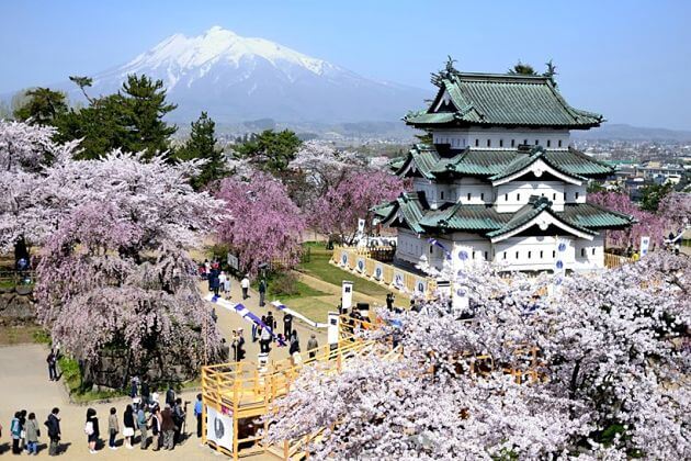 Hirosaki Walking Tour