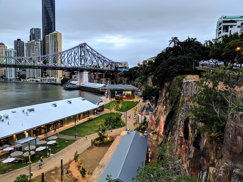 Howard Smith Wharves