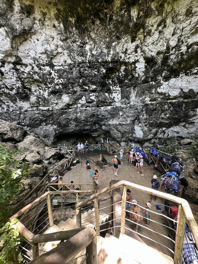 Hoyo Azul Cenote