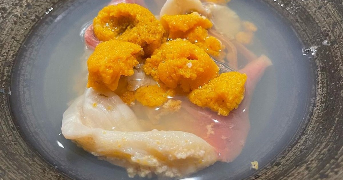 Ichigoni (Sea Urchin Soup)