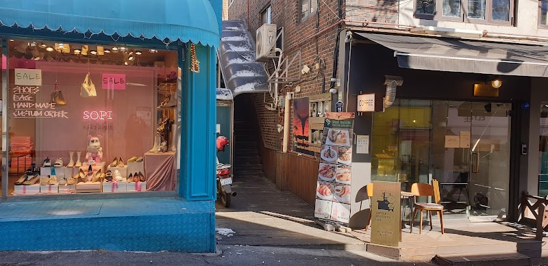 Itaewon Food Scene