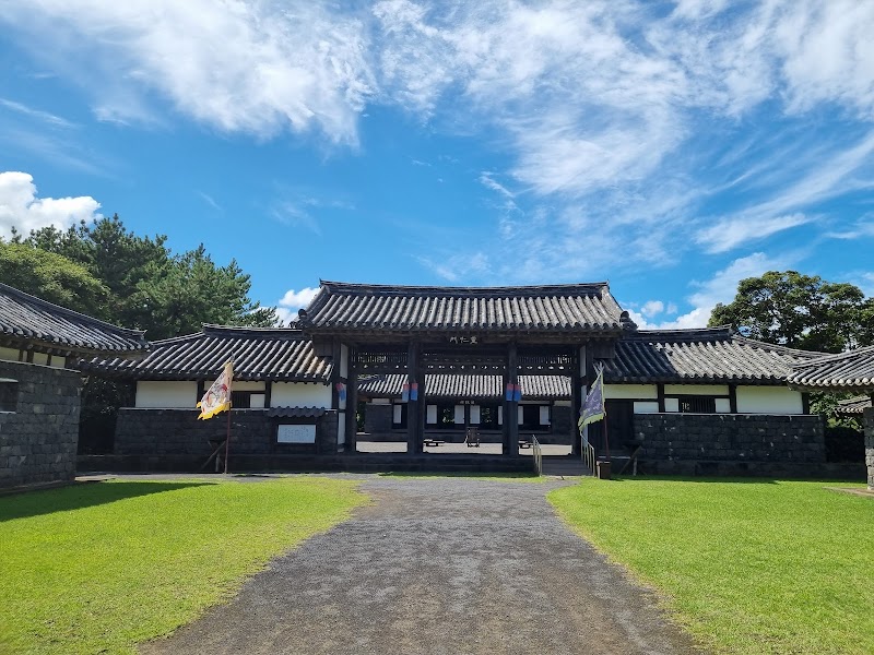 Jeju Folk Village Museum