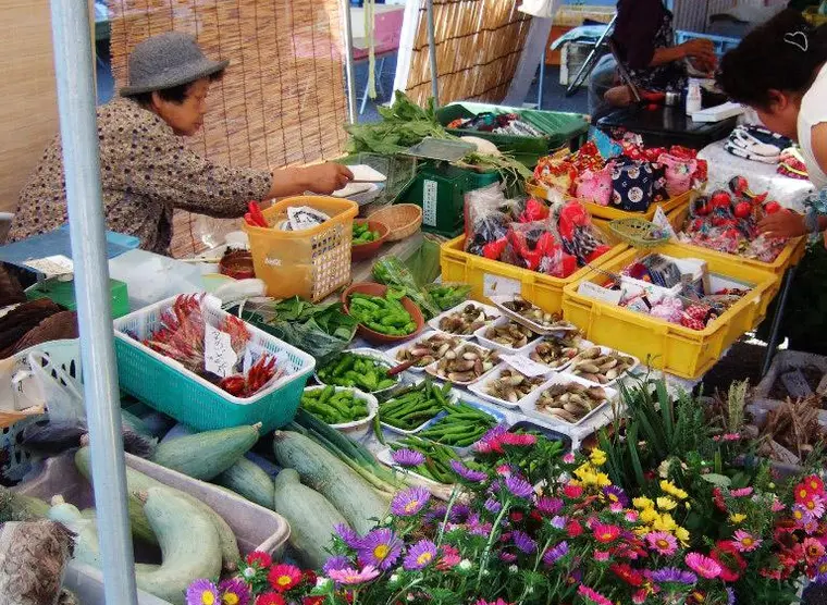 Jinya-mae Morning Market