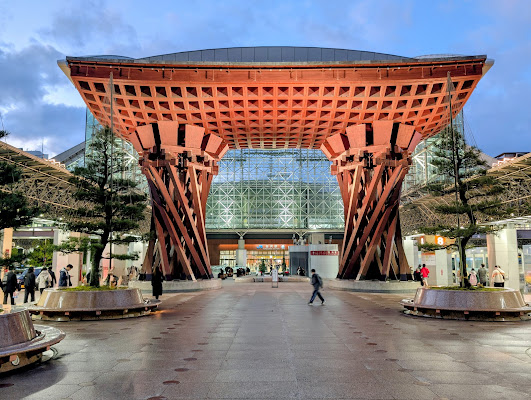 Kanazawa Station Tsuzumi Gate
