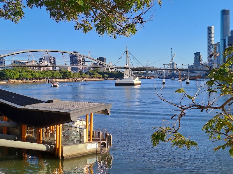 Kangaroo Point Cliffs