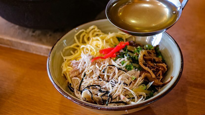 Keihan (Chicken Rice)