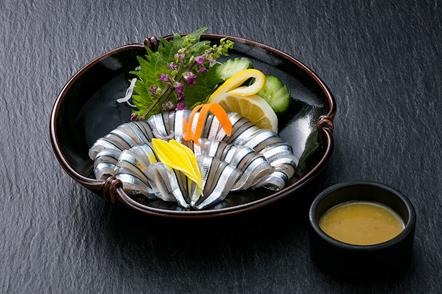 Kibinago Sashimi
