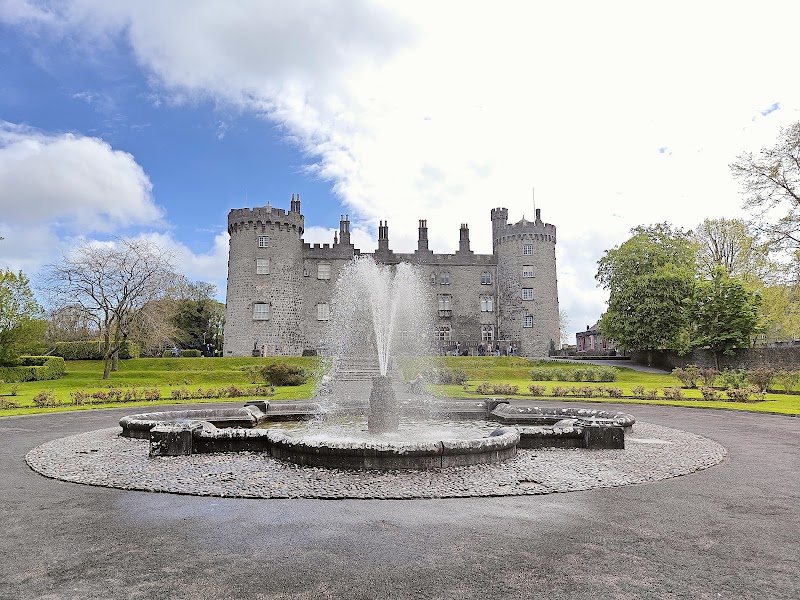 Kilkenny Castle & Medieval Mile