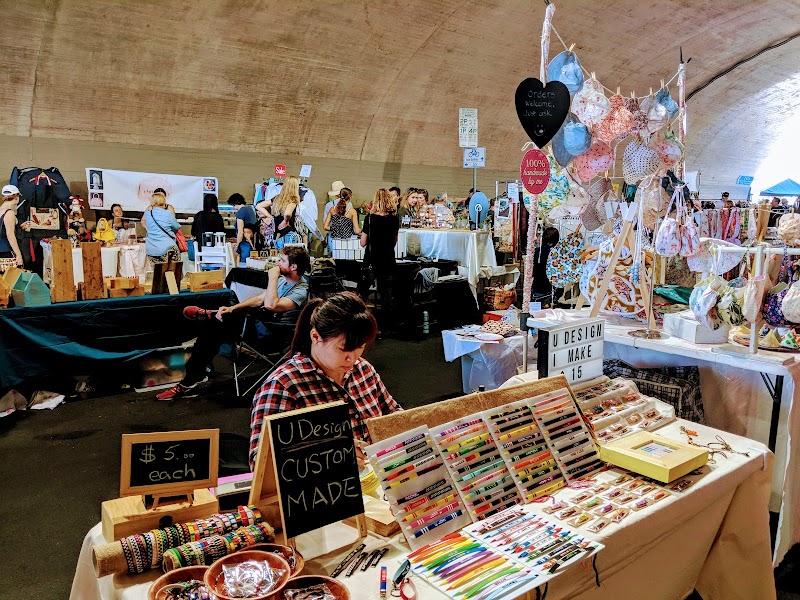 Kirribilli Markets