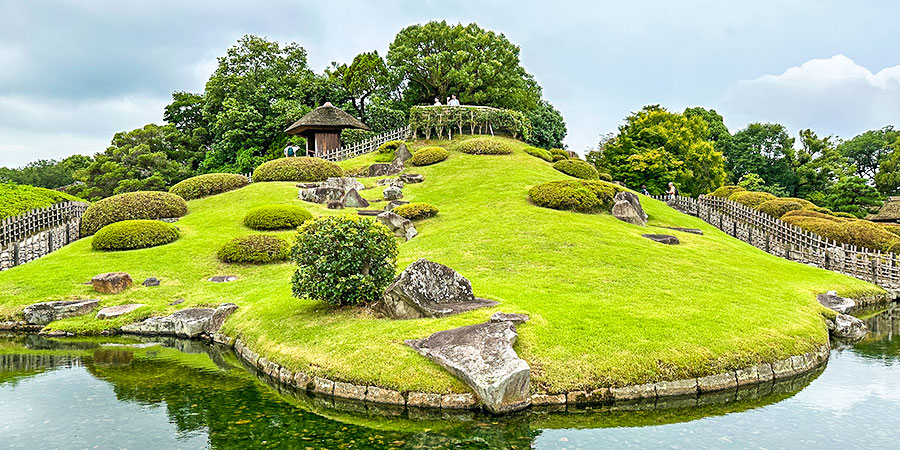 Korakuen Crane Aviary