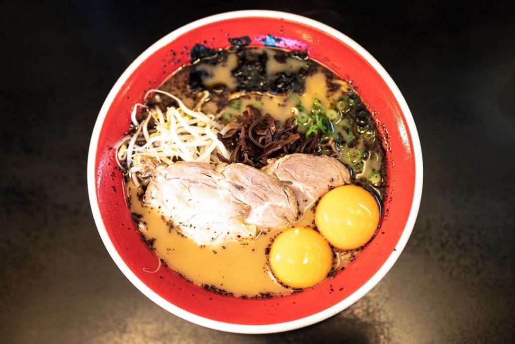 Kumamoto Ramen Galaxy (Komurasaki)