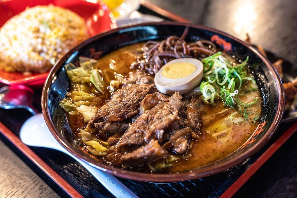 Kumamoto Ramen Galaxy (Komurasaki)