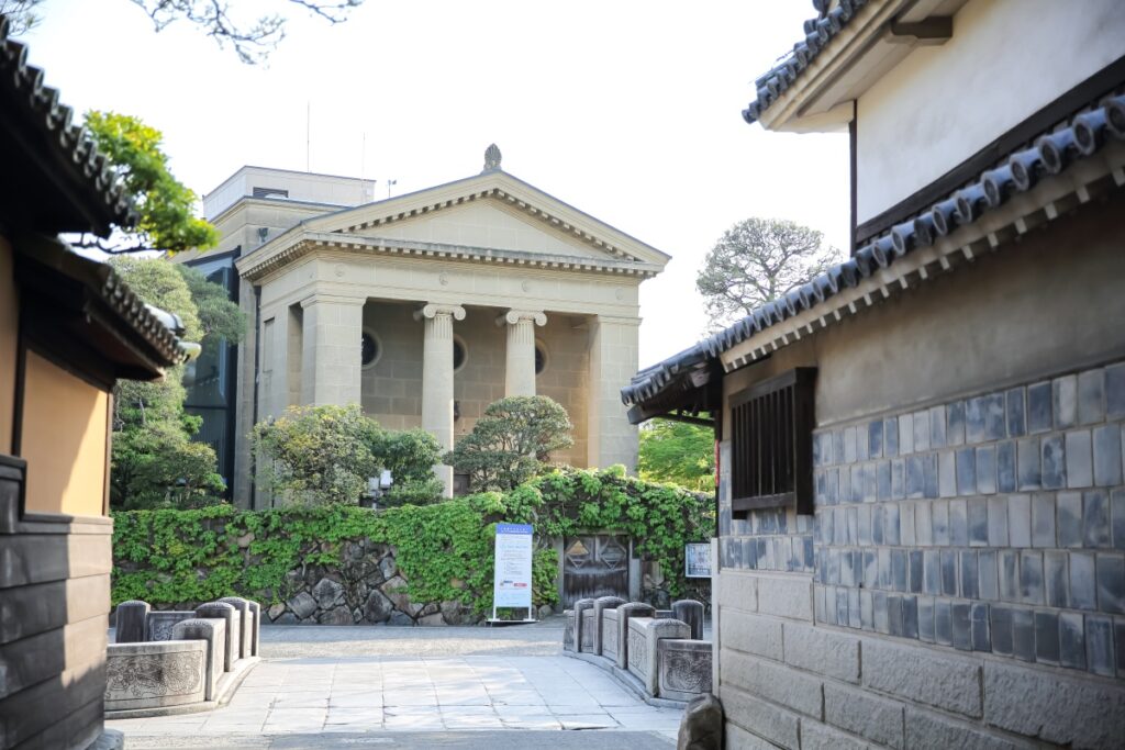 Kurashiki Glass Museum