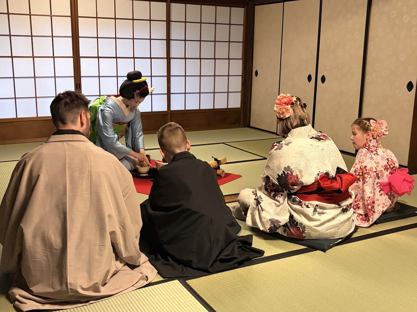 Kyoto Maiko Evening Experience