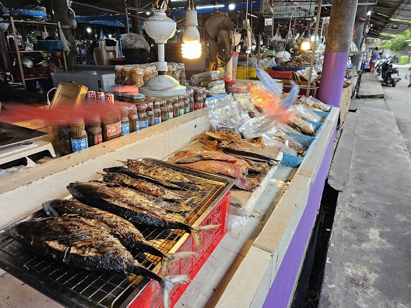 Laem Din Night Market