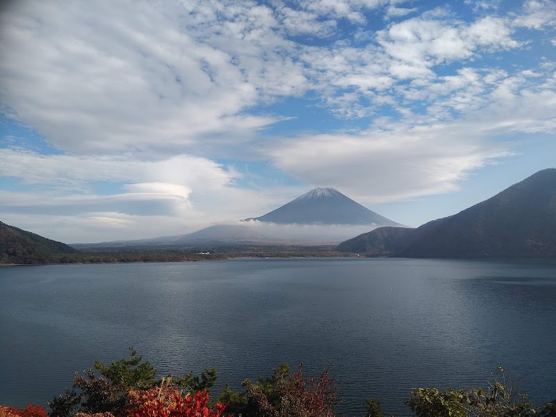 Lake Motosu Viewpoint