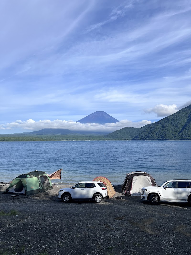 Lake Motosu Viewpoint