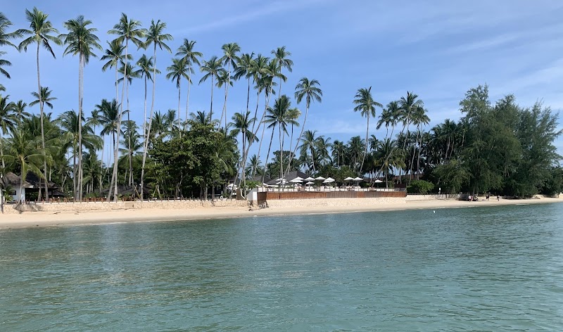 Lipa Noi Beach