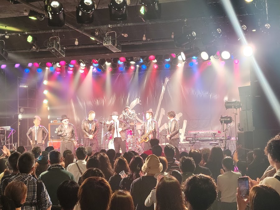 Liquid Room