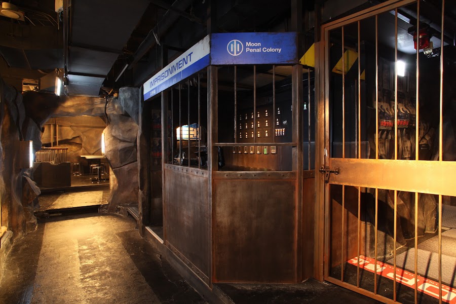 Lock-Up Themed Restaurant