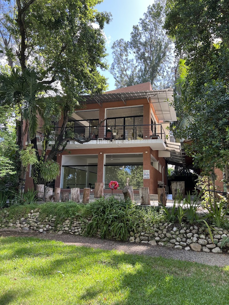 Mares Restaurant
