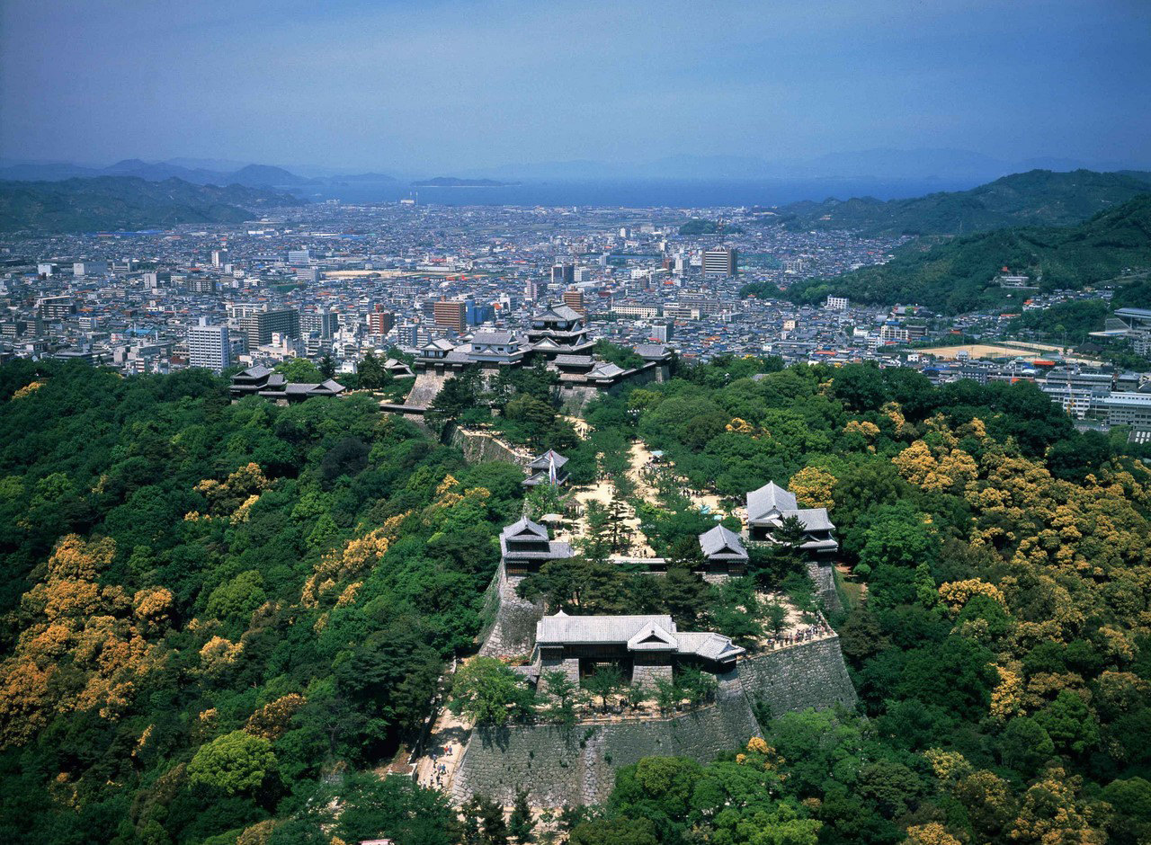 Matsuyama Jo City View Terrace