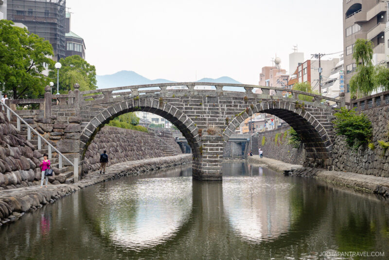 Megane Bridge Stone Heart