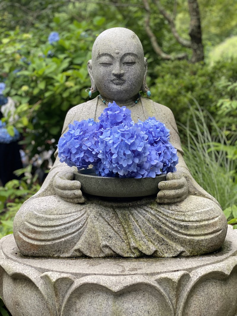 Meigetsu-in