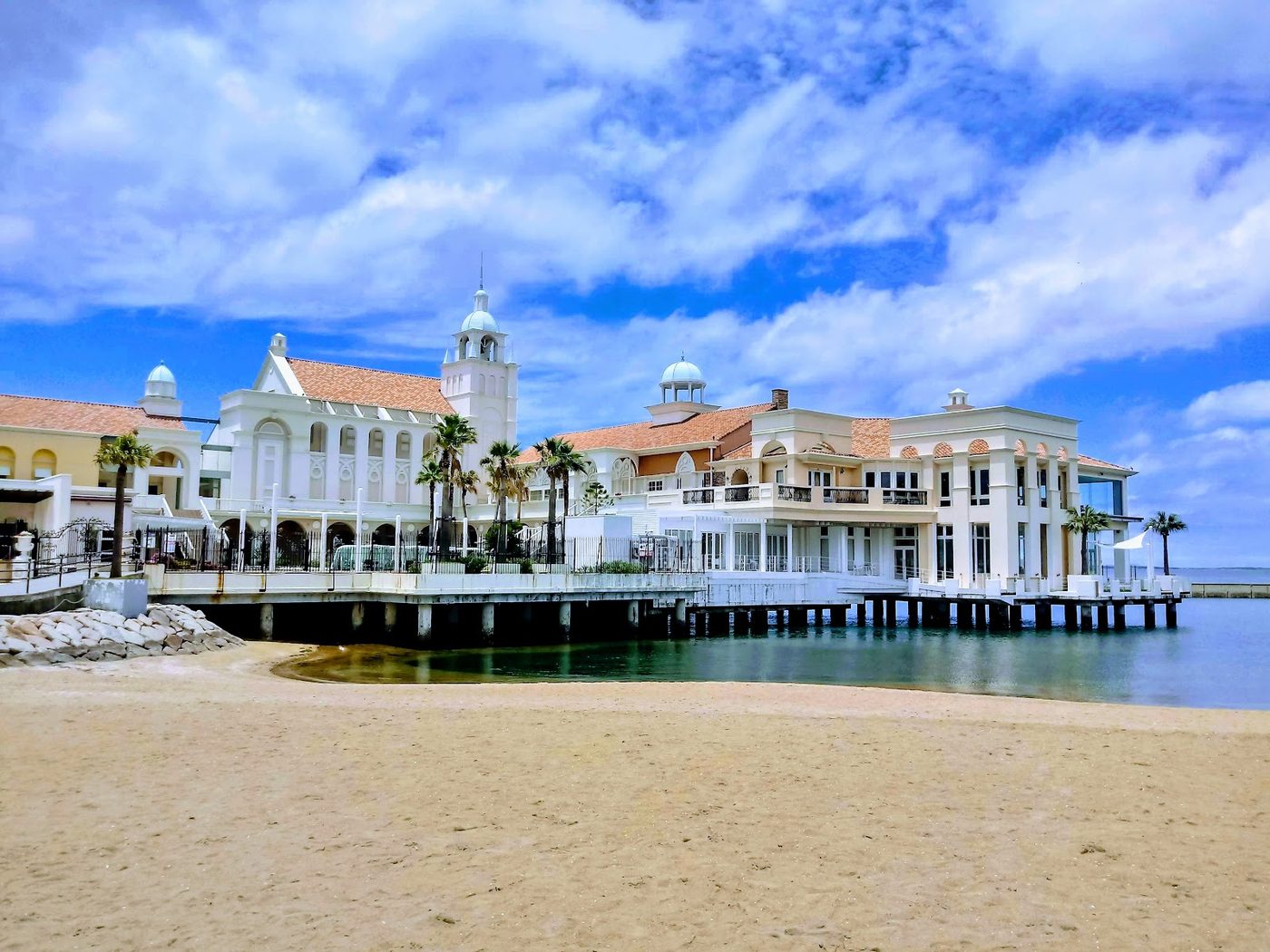 Momochi Beach