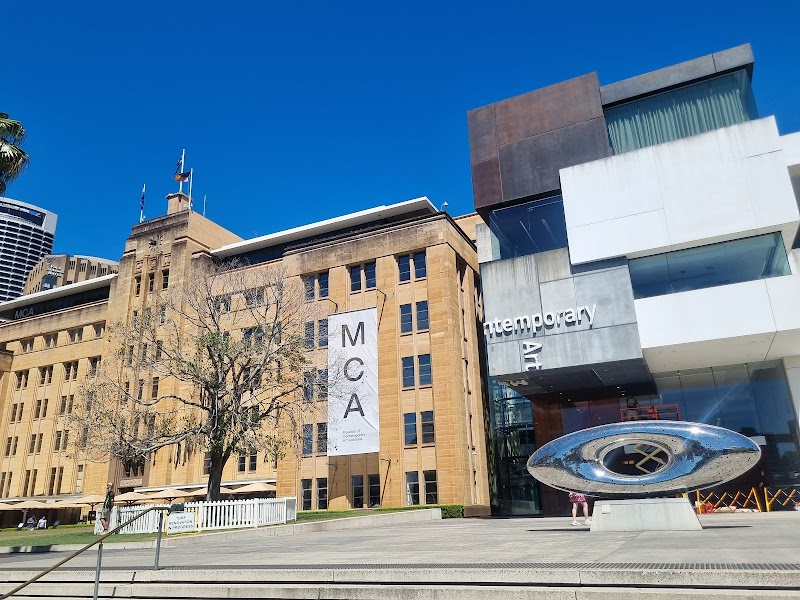 Museum of Contemporary Art (MCA)