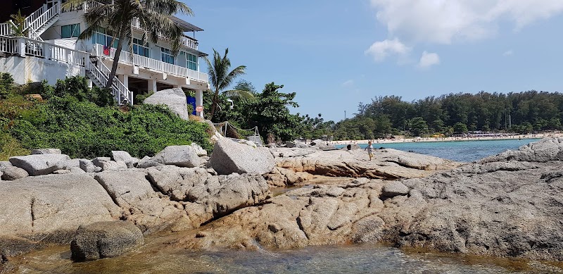 Nai Harn Beach